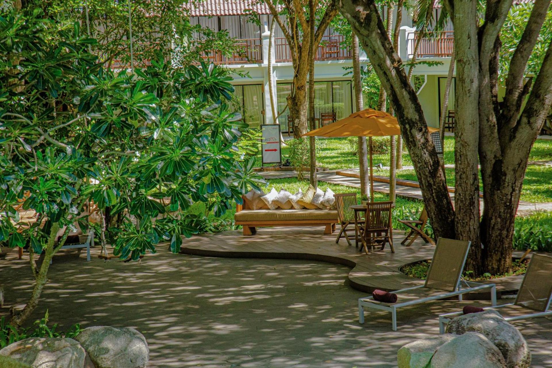 Woodlands Hotel And Resort Pattaya Extérieur photo