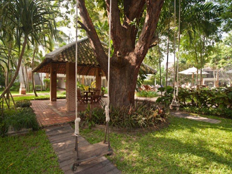 Woodlands Hotel And Resort Pattaya Extérieur photo
